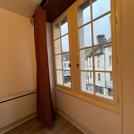 Terracotta Gem - Steps From Center