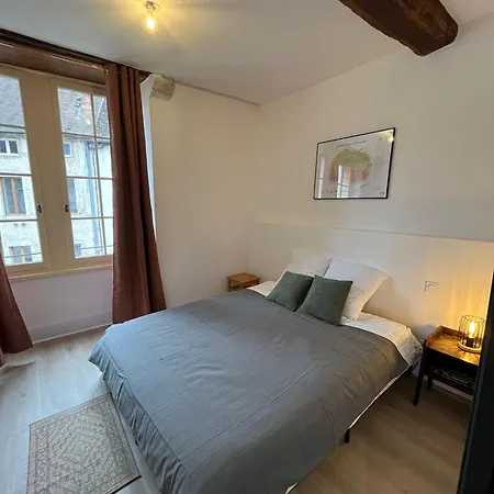 Terracotta Gem - Steps From Center Beaune (Cote d'Or)